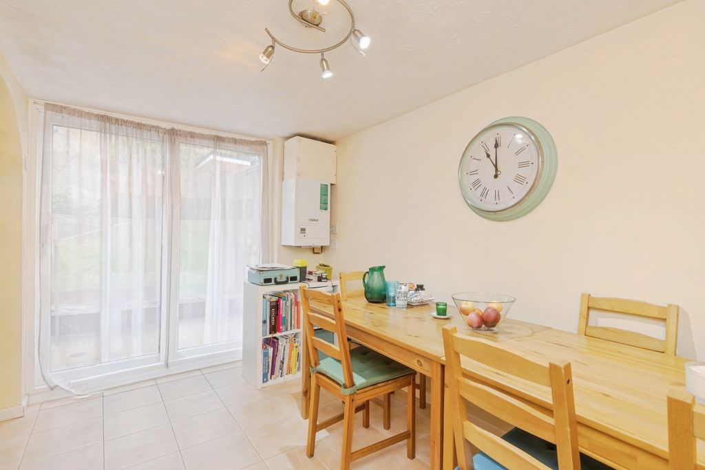 Property photo 2 of 13 Pbox-Img.Jpg