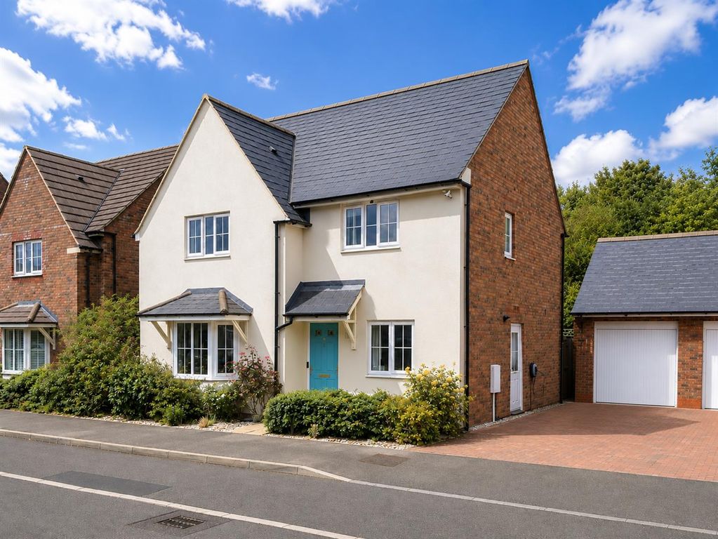 Property photo 1 of 35 993A770B-D6F1-4C0D-9328-D3Cfbab664Da.Png