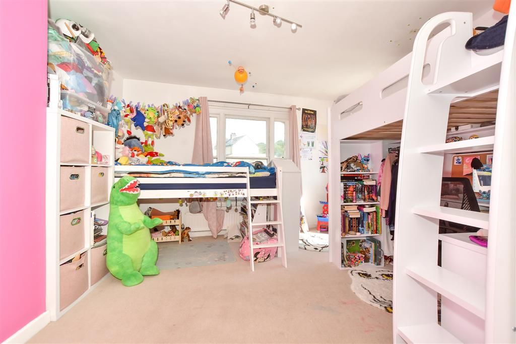 Property photo 1 of 10 Bedroom 1