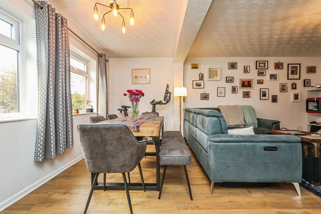 Property photo 3 of 23 144F2Be0-Image00058.Jpg