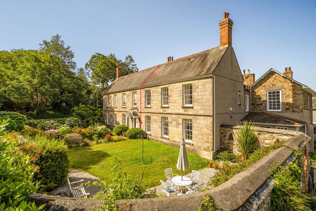 Property photo 1 of 25 5213071