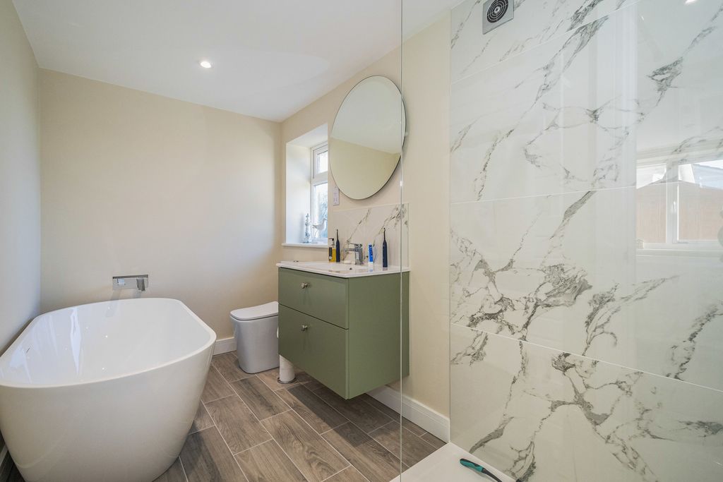 Property photo 3 of 20 Pbox-Img.Jpg