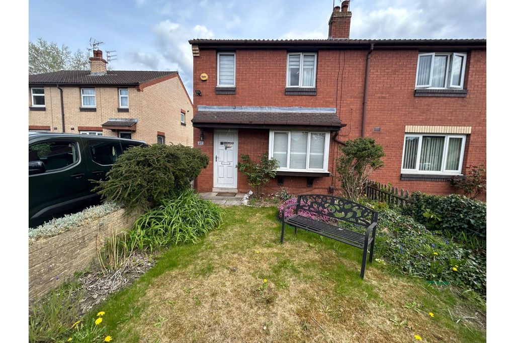 Property photo 1 of 10