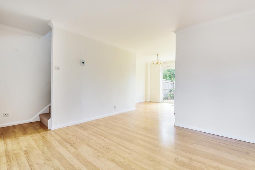 Property photo 2 of 11 Living Area