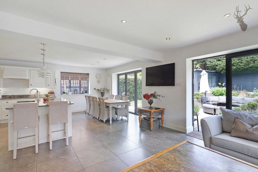 Additional image 6 of 3 bed detached bungalow for saleHomefield Close, Epping CM16