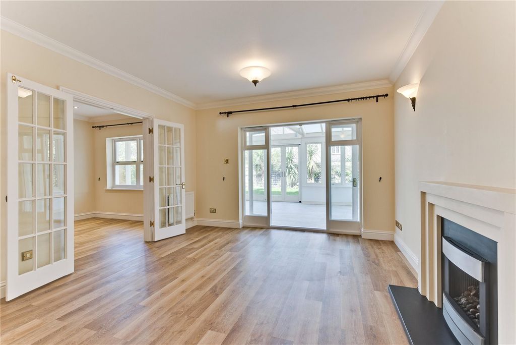 Property photo 2 of 10 Reception Room