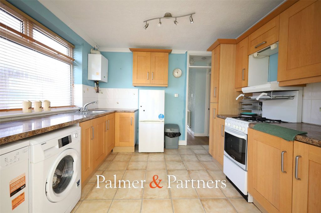 Property photo 2 of 12 Picture No. 08