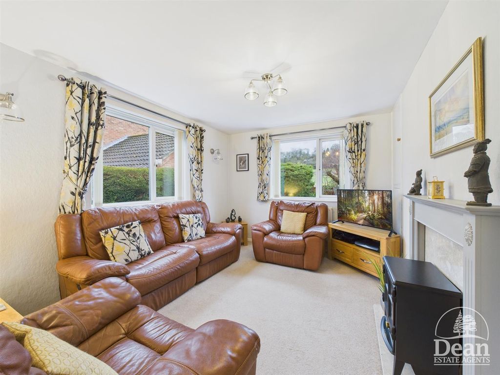 Property photo 2 of 24