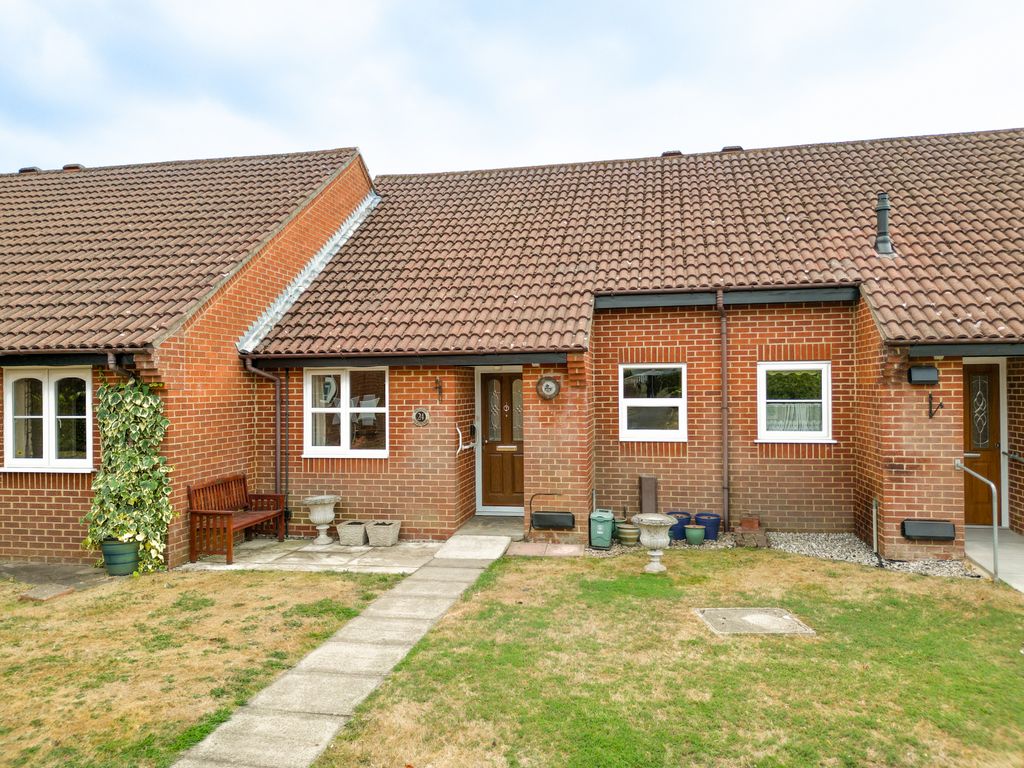 Property photo 1 of 16 Emerton Garth, Northchurch, Berkhamsted