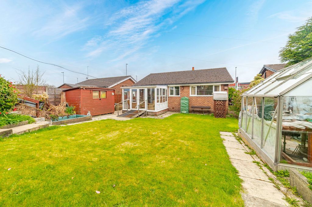 Property photo 2 of 18