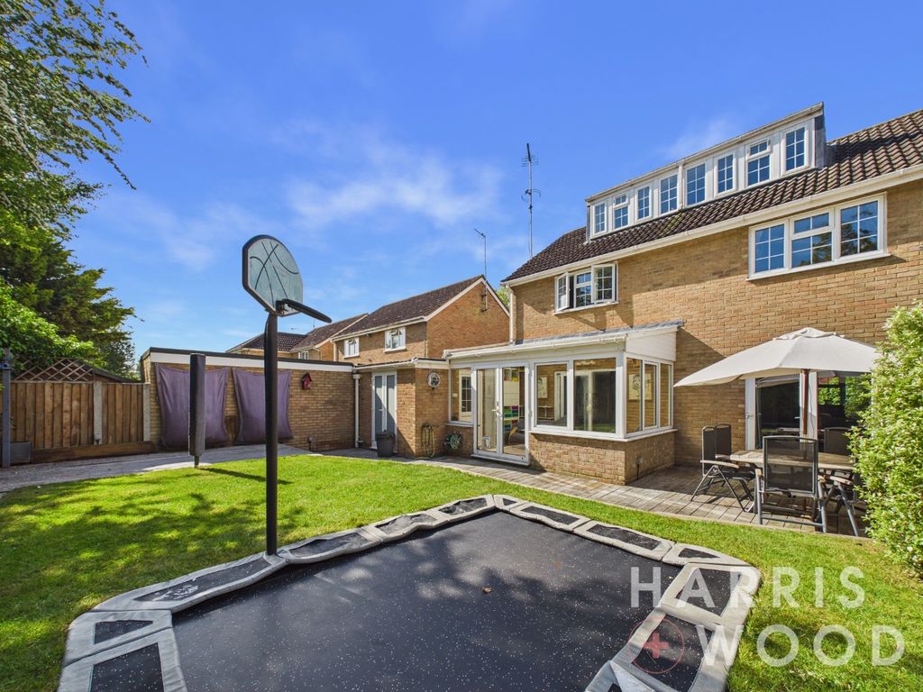 Property photo 2 of 27 5119543