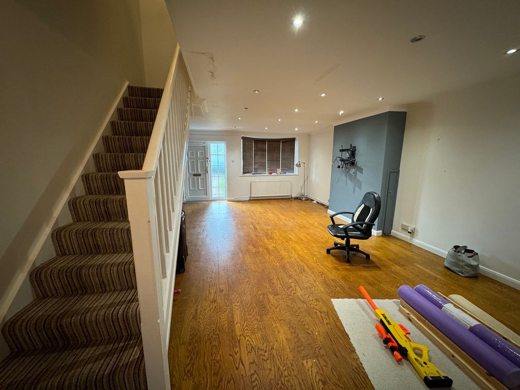 Property photo 1 of 45