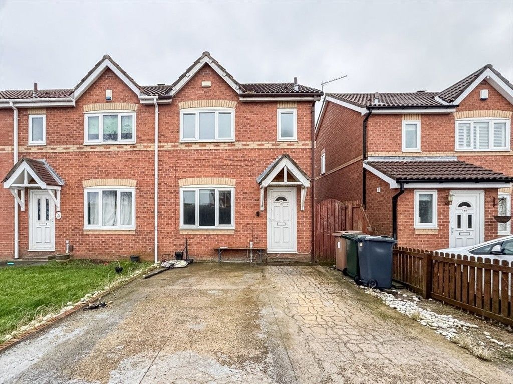 Property photo 1 of 3