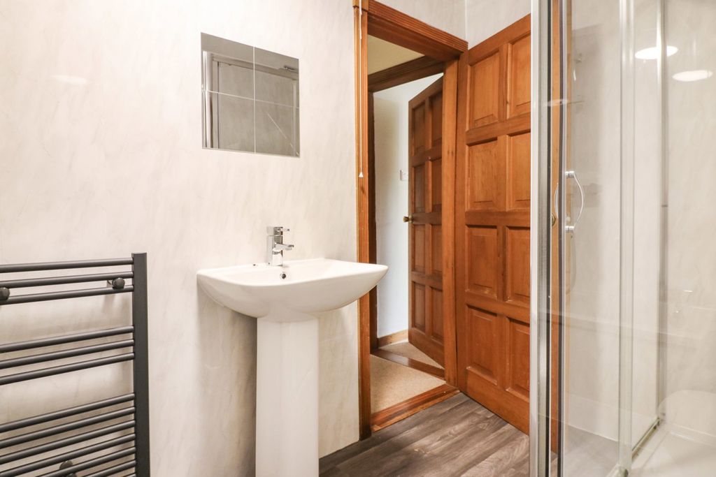 Additional image 23 of 6 bed detached house for saleSt. Barnabas Road, Barnetby DN38