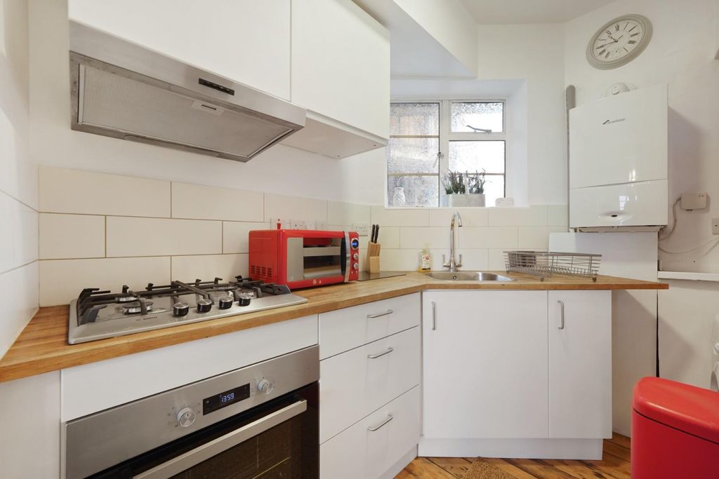 Property photo 2 of 15 1 (3).Jpg