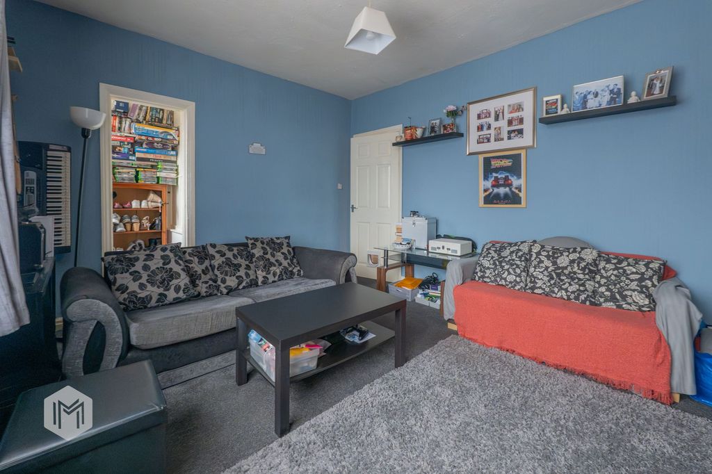Property photo 3 of 16