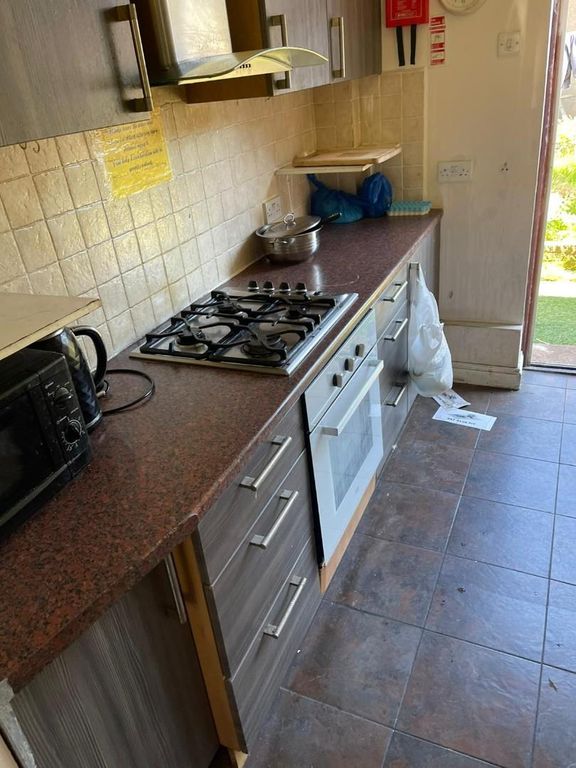 Property photo 2 of 10 11.Jpg