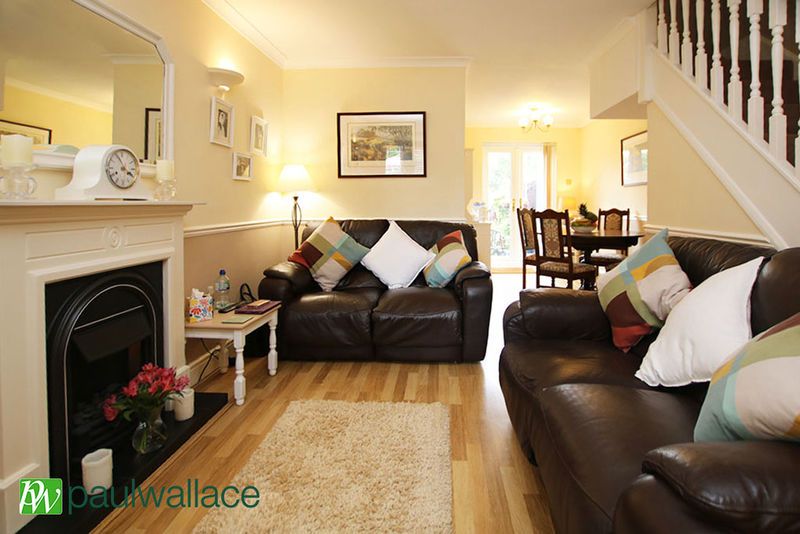 Property photo 2 of 11 Lounge