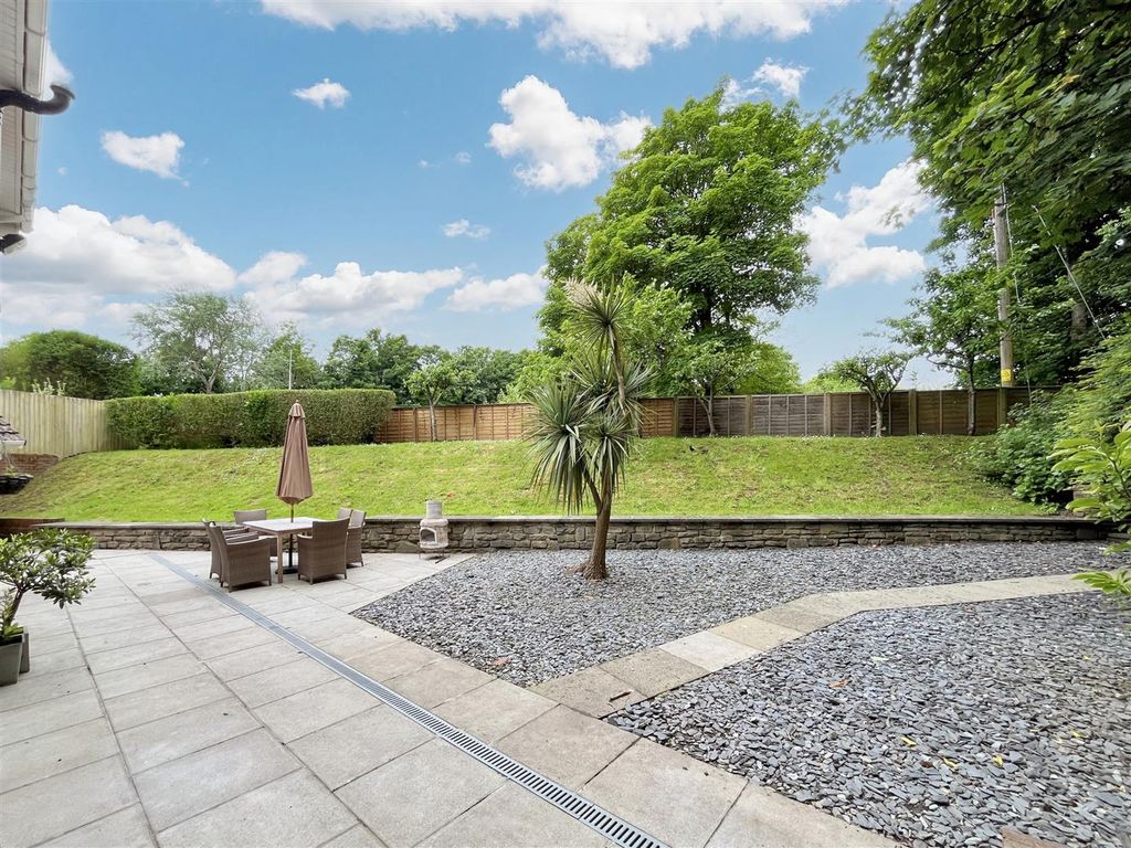 Property photo 2 of 27 Img_5531.Jpg