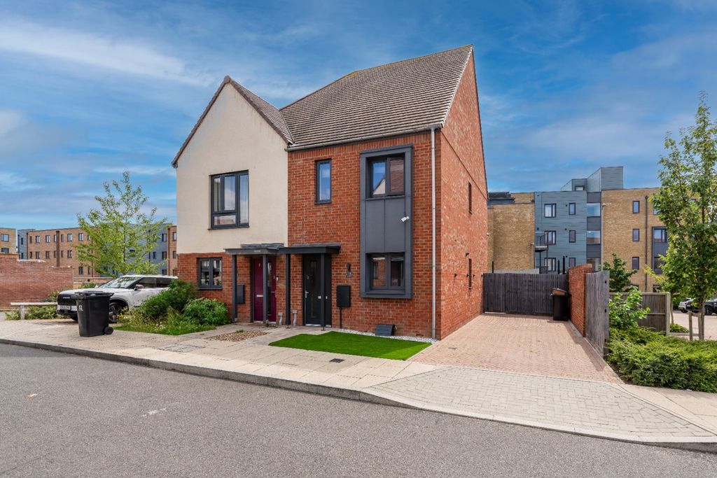 Property photo 1 of 22 4467350