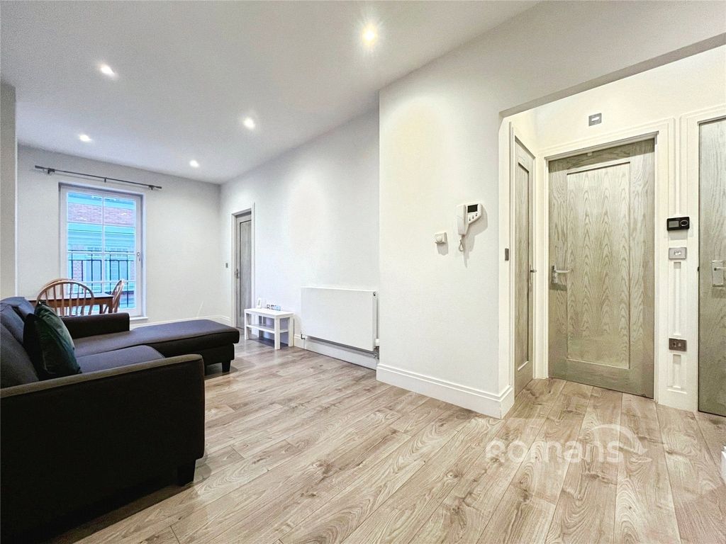 Property photo 3 of 10 Picture No. 10