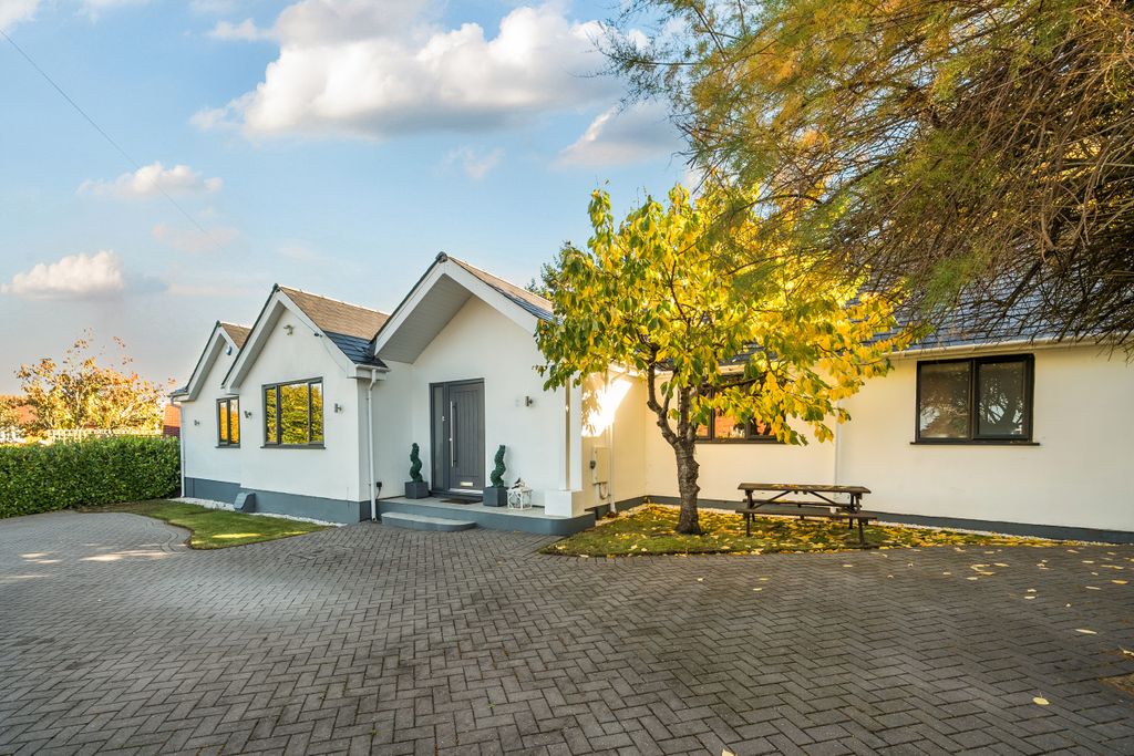 Property photo 1 of 24 1365305-1-68Fb46Ab440Db