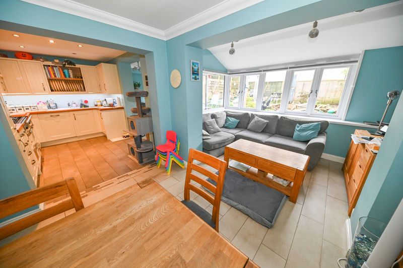 Property photo 2 of 16 Photo 12