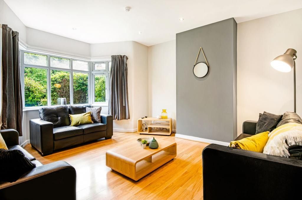 Property photo 1 of 11 Property Photo