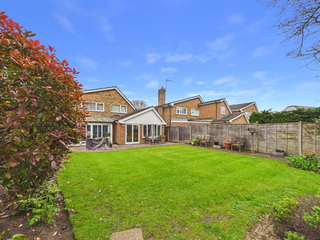 Property photo 2 of 23