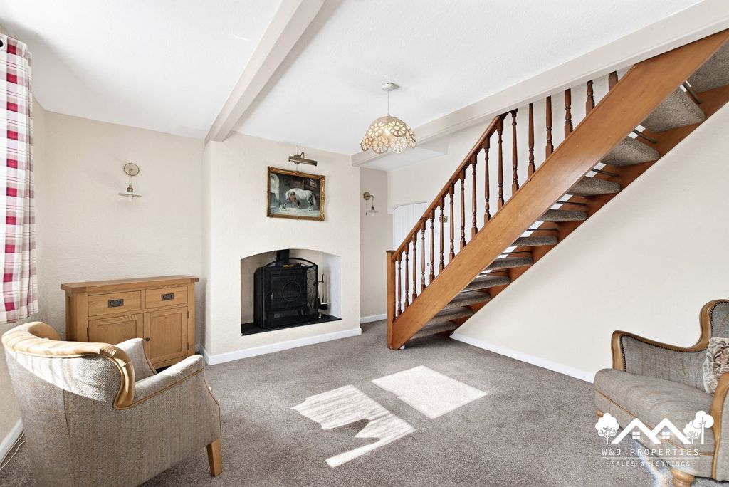 Property photo 3 of 37