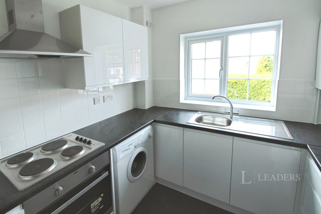 Property photo 3 of 12 Pbox-Img.Jpg