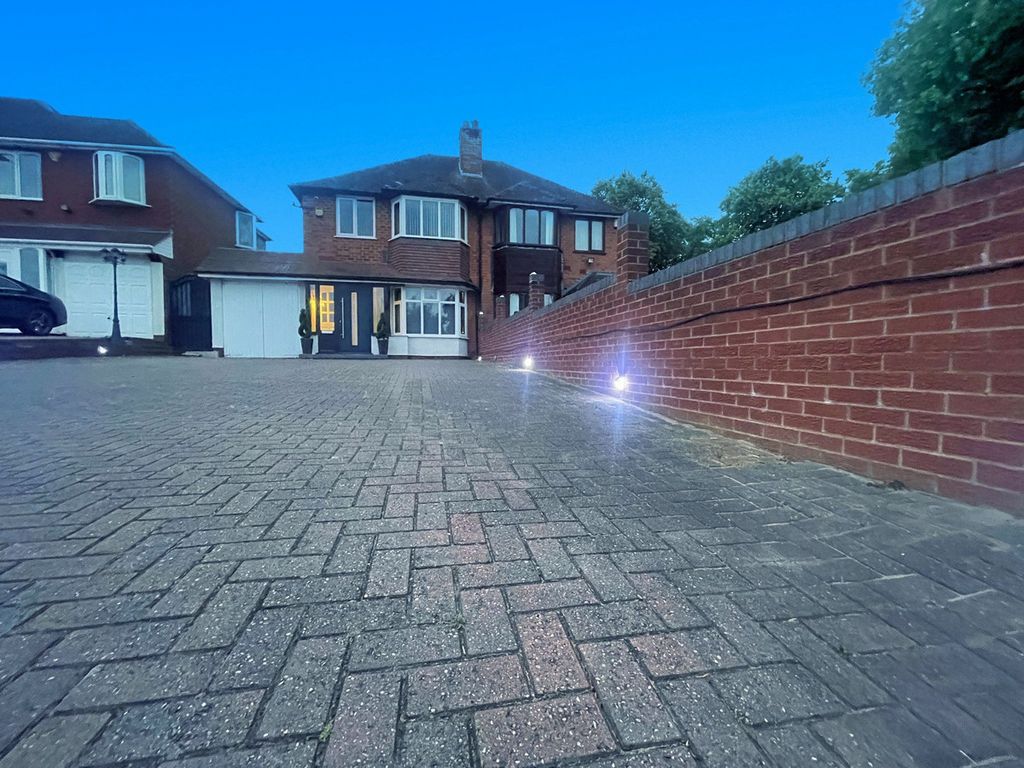 Property photo 1 of 25