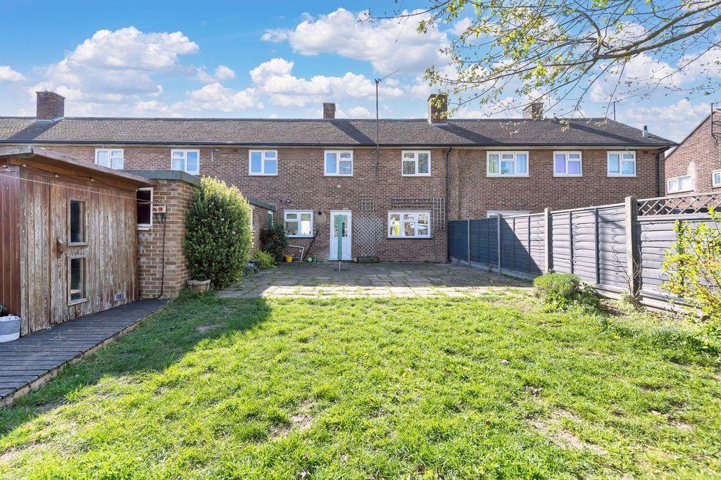 Property photo 3 of 12