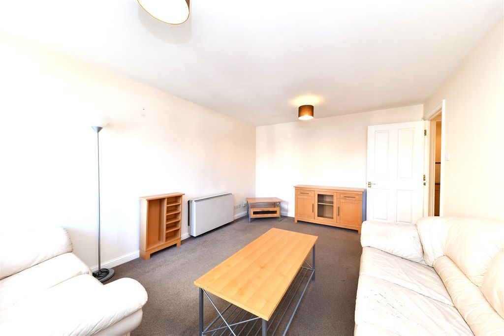 Property photo 2 of 13 Dsc_1267.Jpg