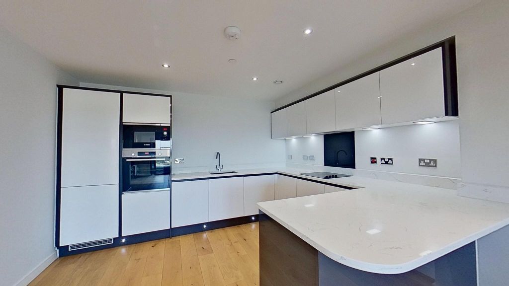 Property photo 2 of 45 Kitchen