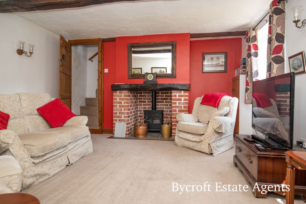 Property photo 3 of 13