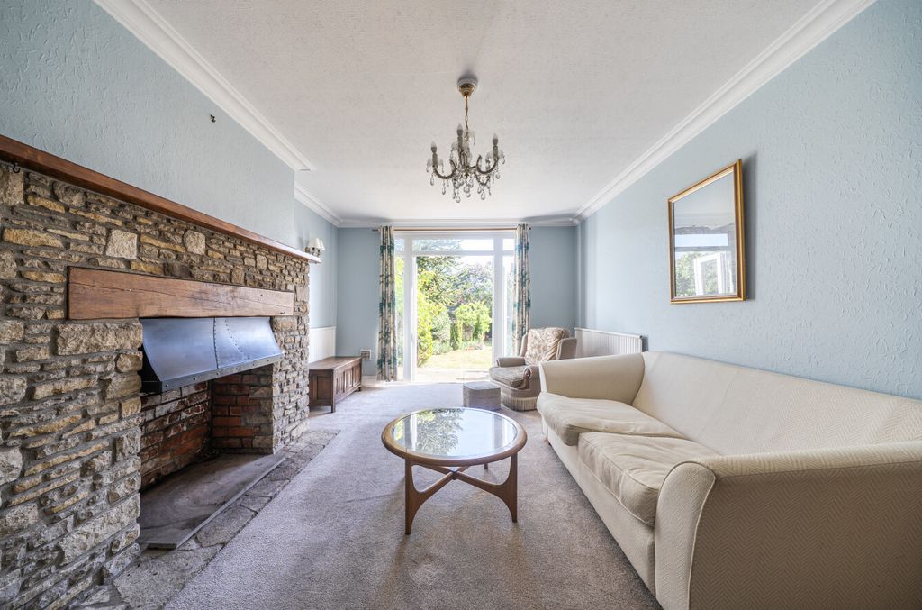 Property photo 2 of 14 1453167-27-69F256...