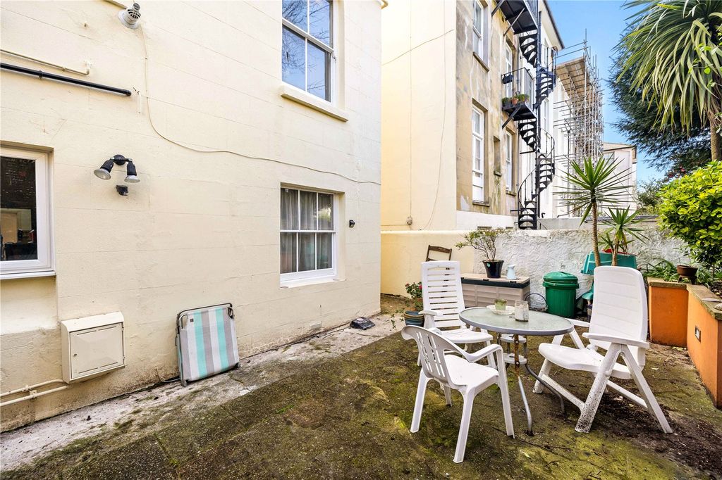 Additional image 12 of 1 bed flat for saleHova Villas, Hove, East Sussex BN3