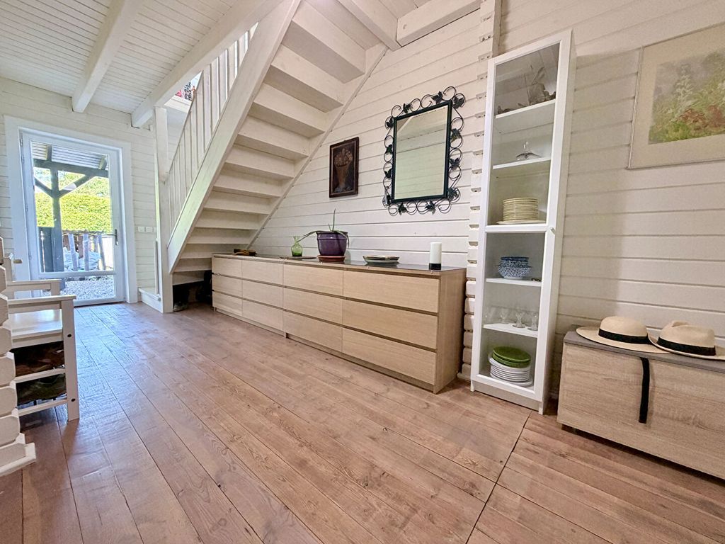 Property photo 3 of 15 60915404c