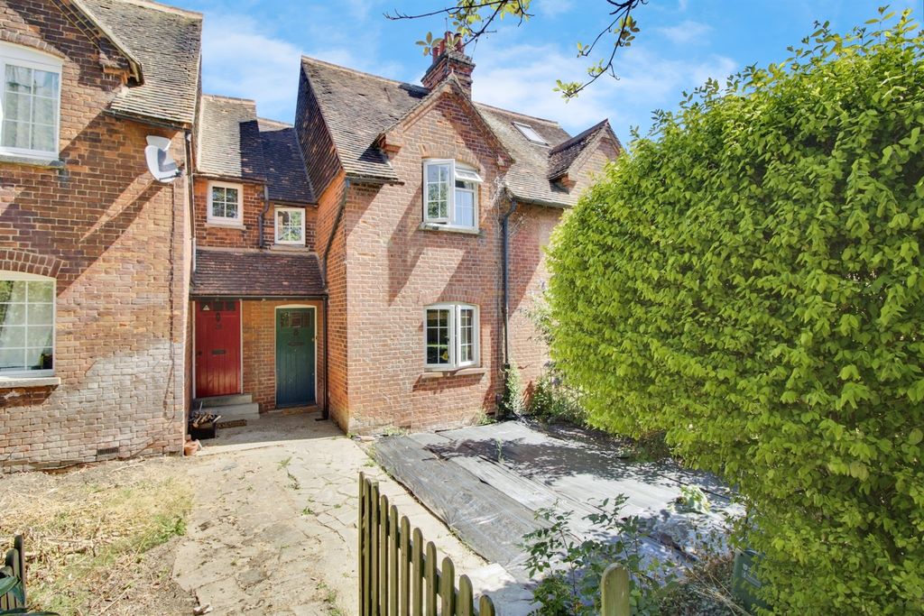 Property photo 1 of 17