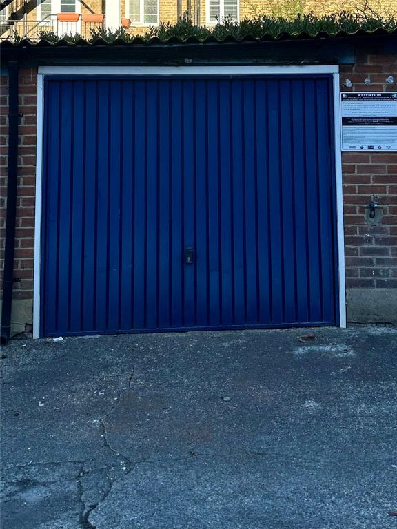 Property photo 1 of 3 Picture No. 07