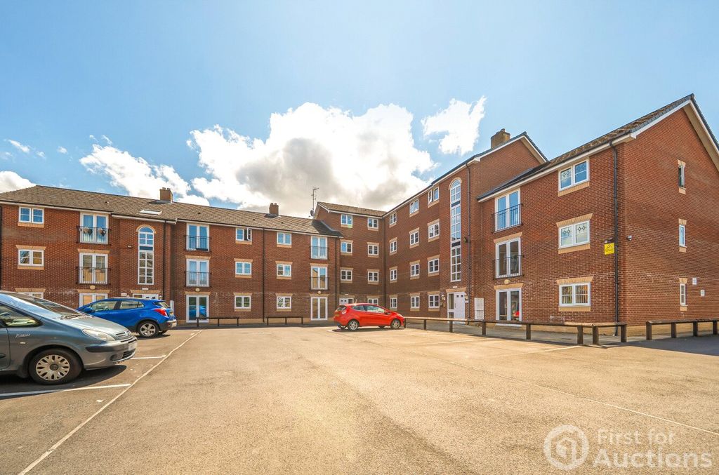Property photo 2 of 11 2