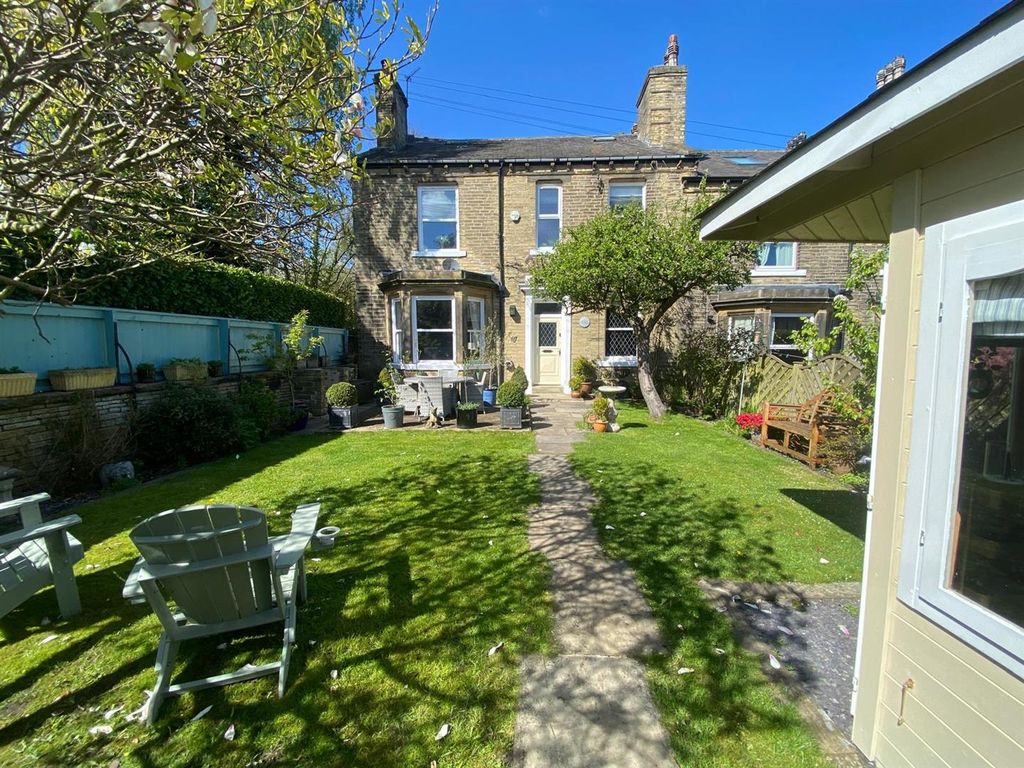 Property photo 3 of 34 Front 2 .Jpeg