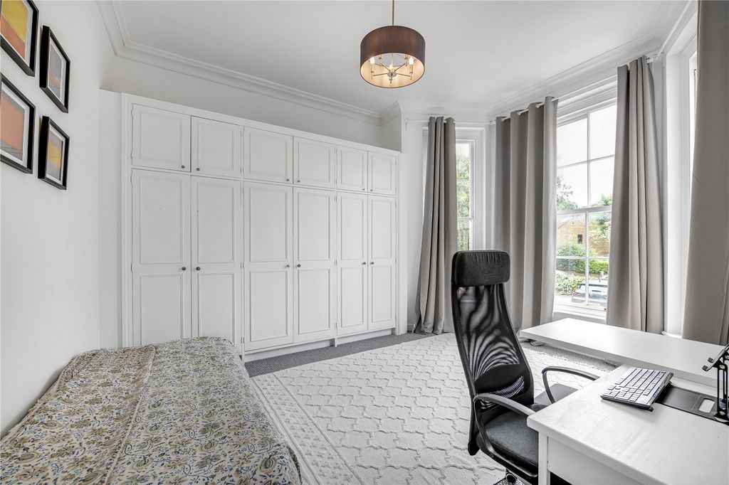 Property photo 3 of 15 Bedroom