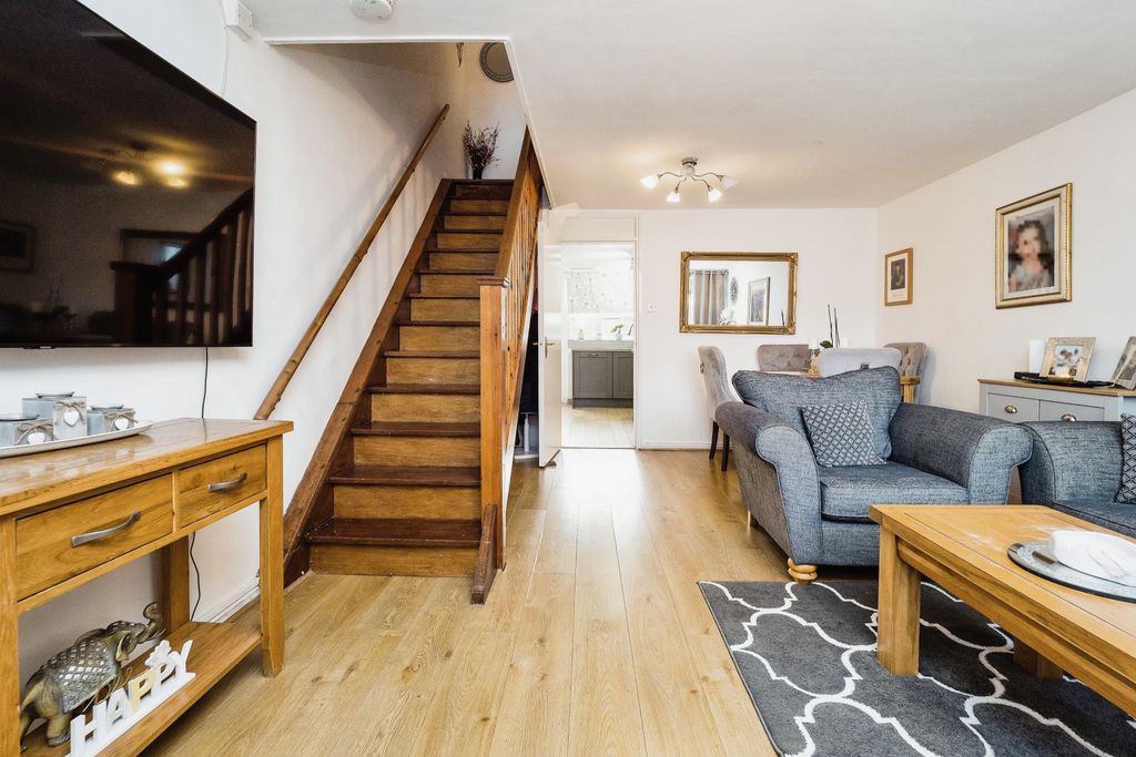 Property photo 2 of 15 Photography