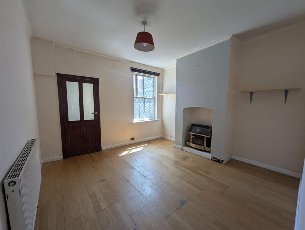 Property photo 3 of 9 F83967A1-c3A6-4A4c-81E1-2B8Bdd604d6c.Jpg