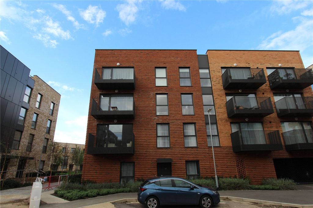 Property photo 1 of 8 Picture No. 17