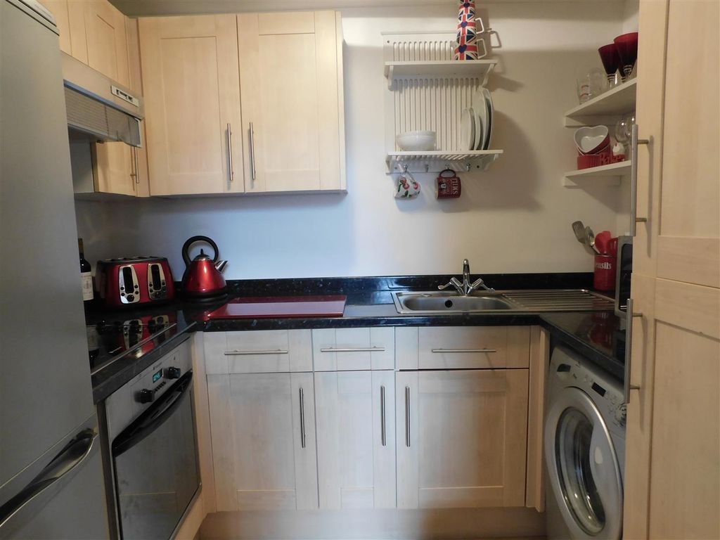 Property photo 2 of 7