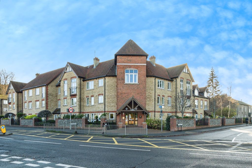 Property photo 1 of 16