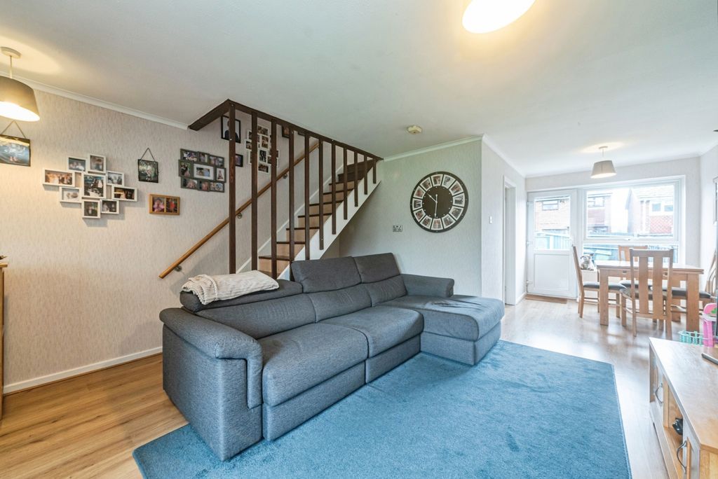 Property photo 3 of 17 Pbox-Img.Jpg